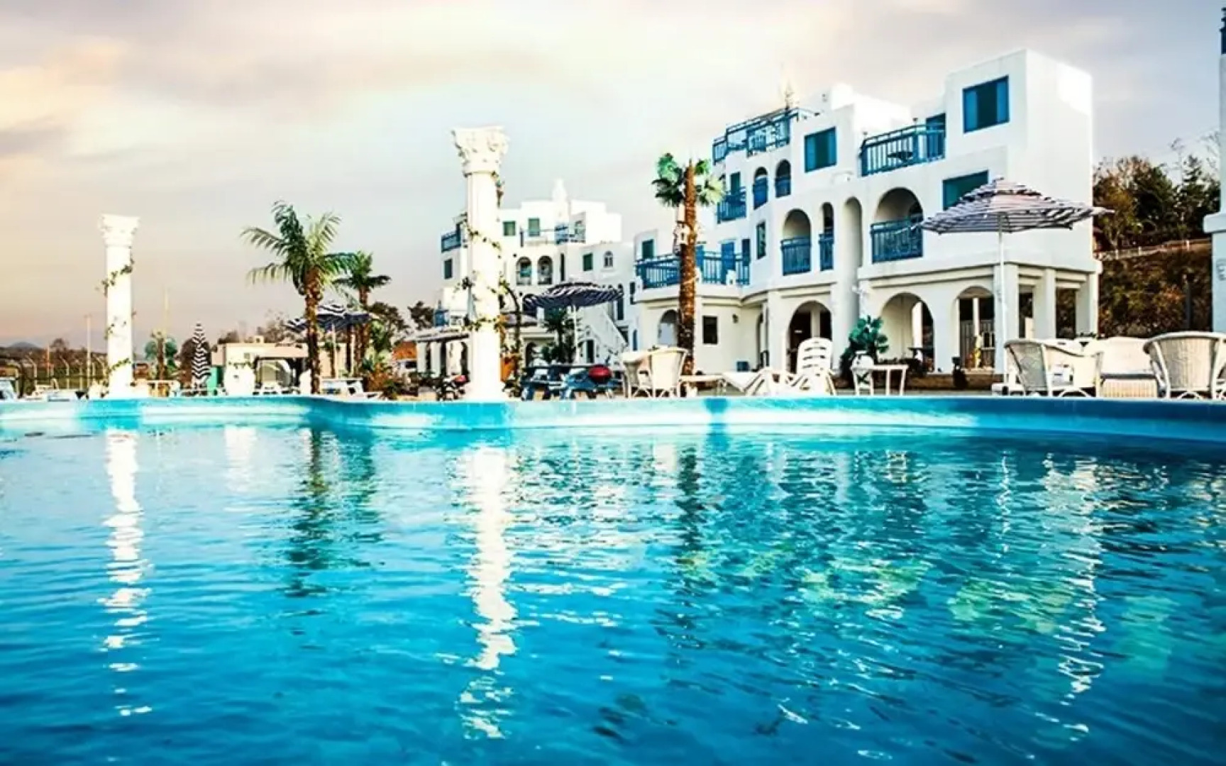 Hwaseong Santorini Pension 8