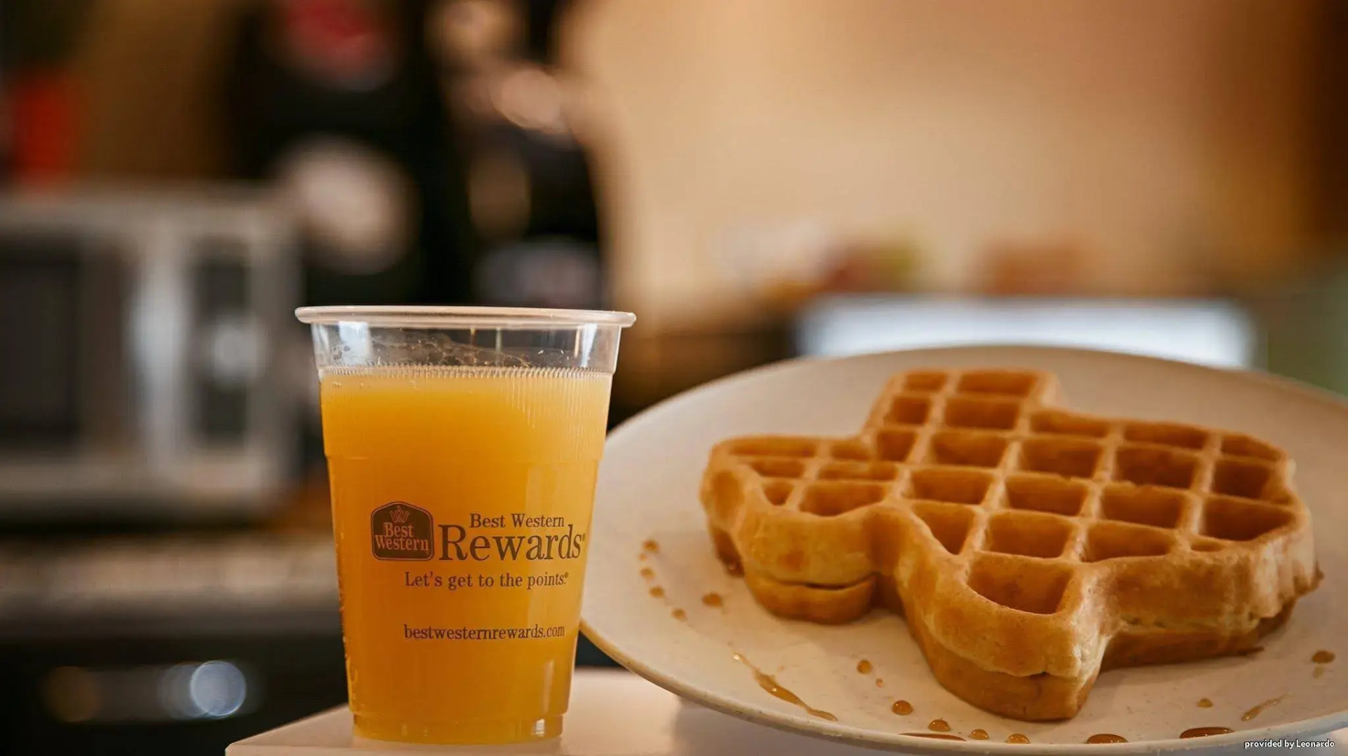 Best Western Plus Addison/Dallas Hotel