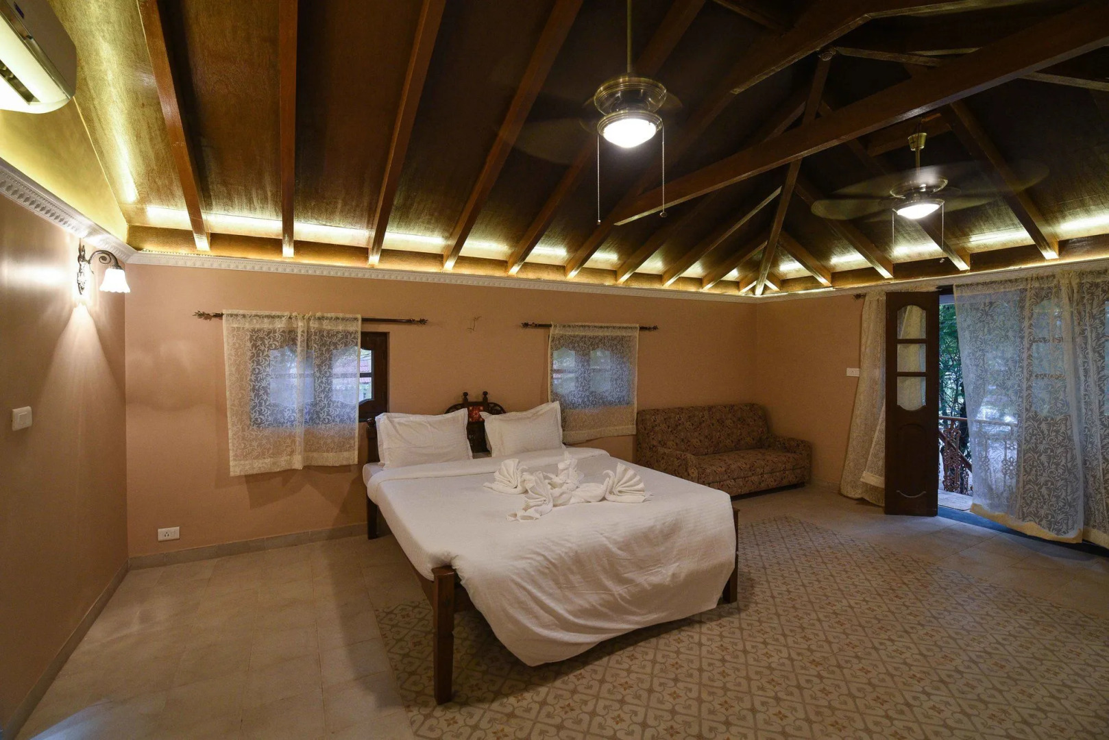 Surya Kiran Heritage Hotel