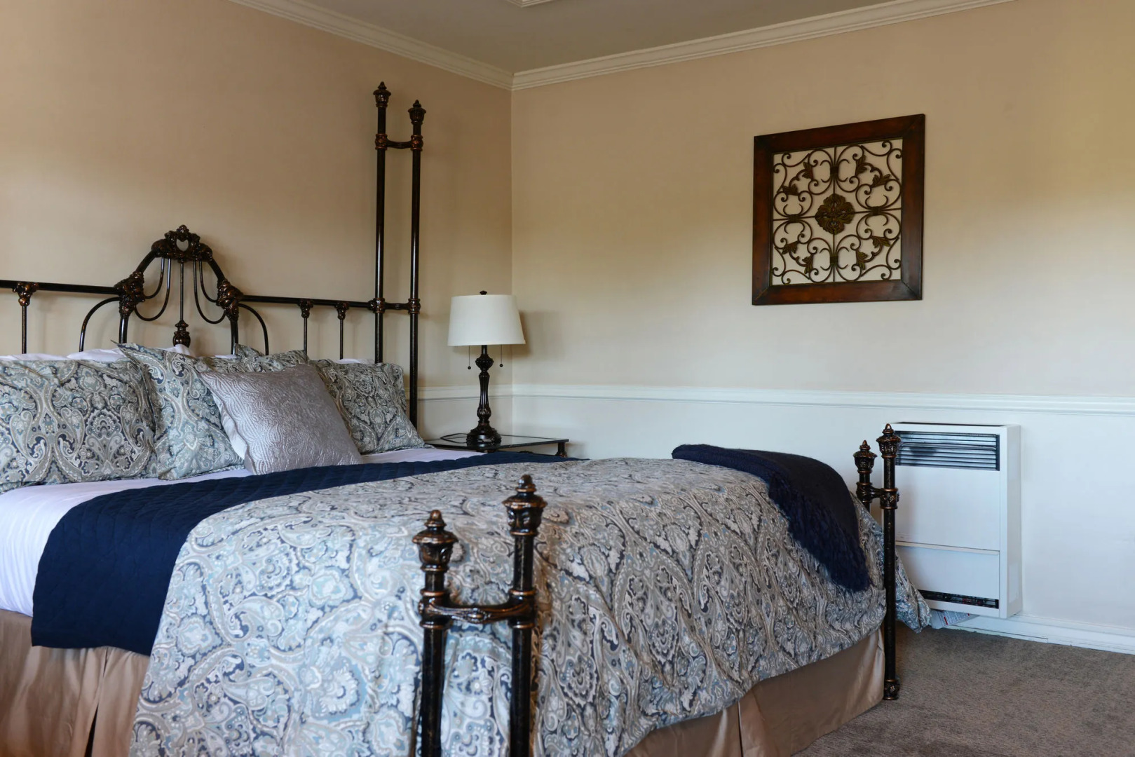 Coachman's Inn, A Four Sisters Inn