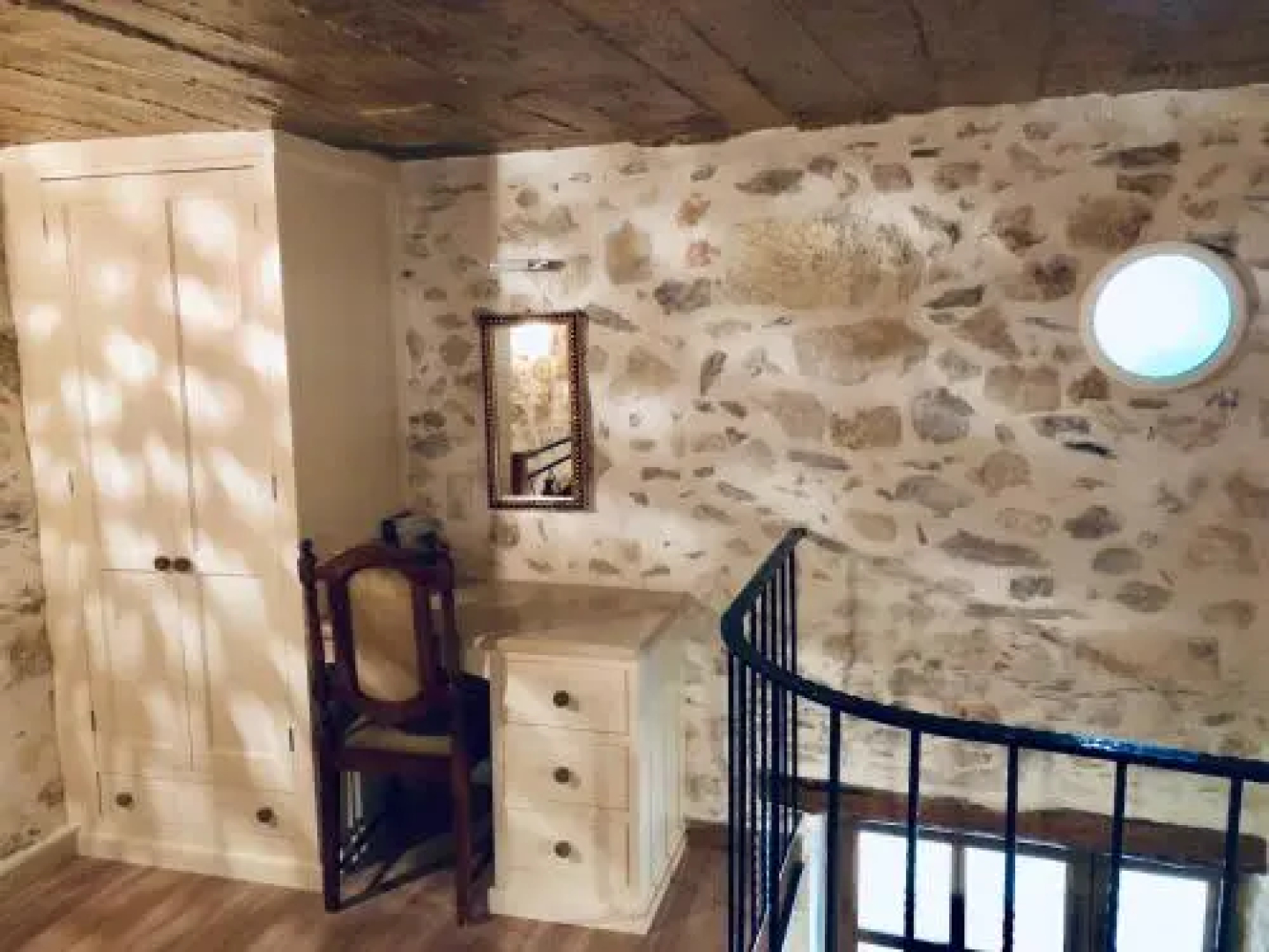Villa Kamares Boutique Spa Apartments