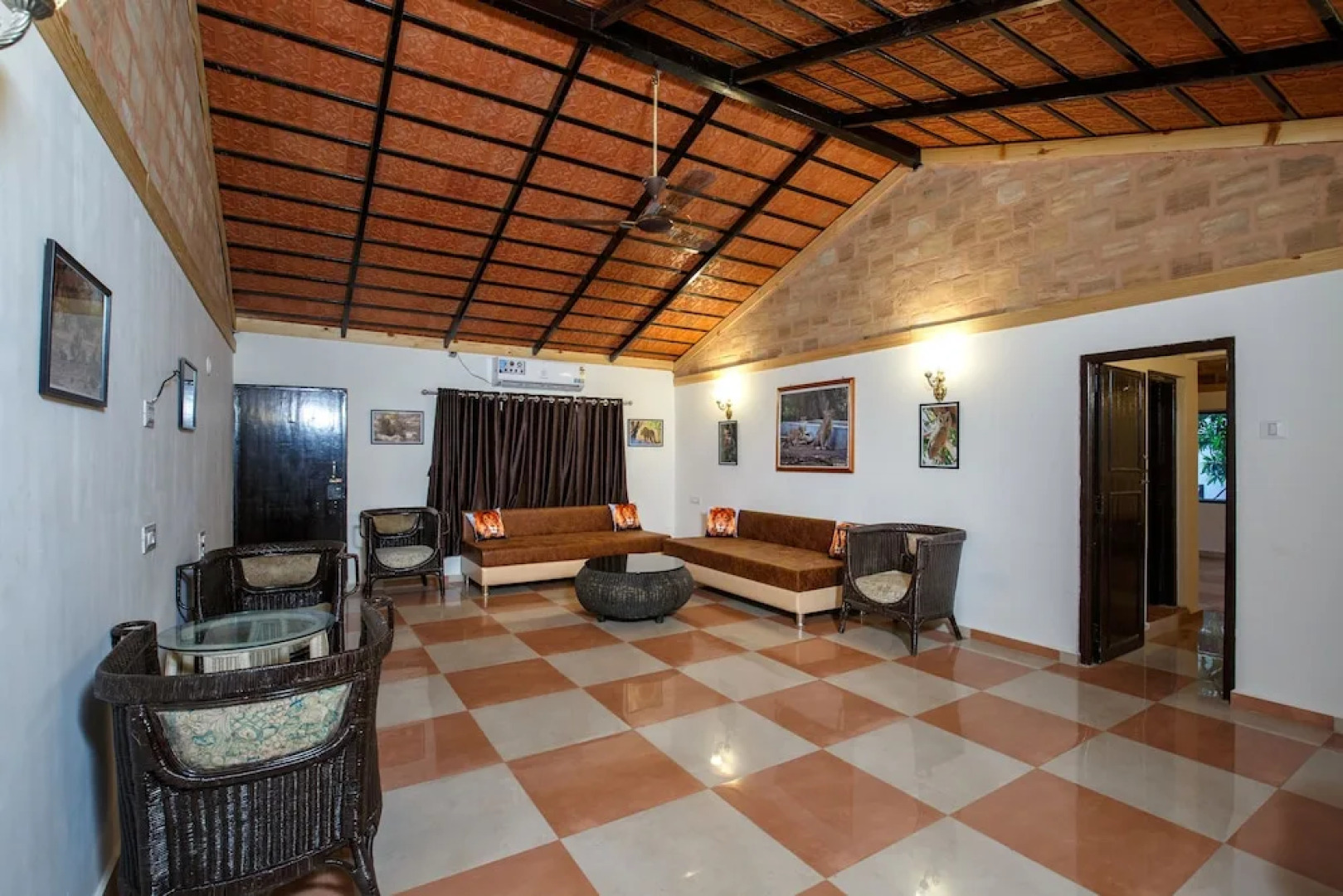 Gir Lions Paw Resort With Swimming Pool