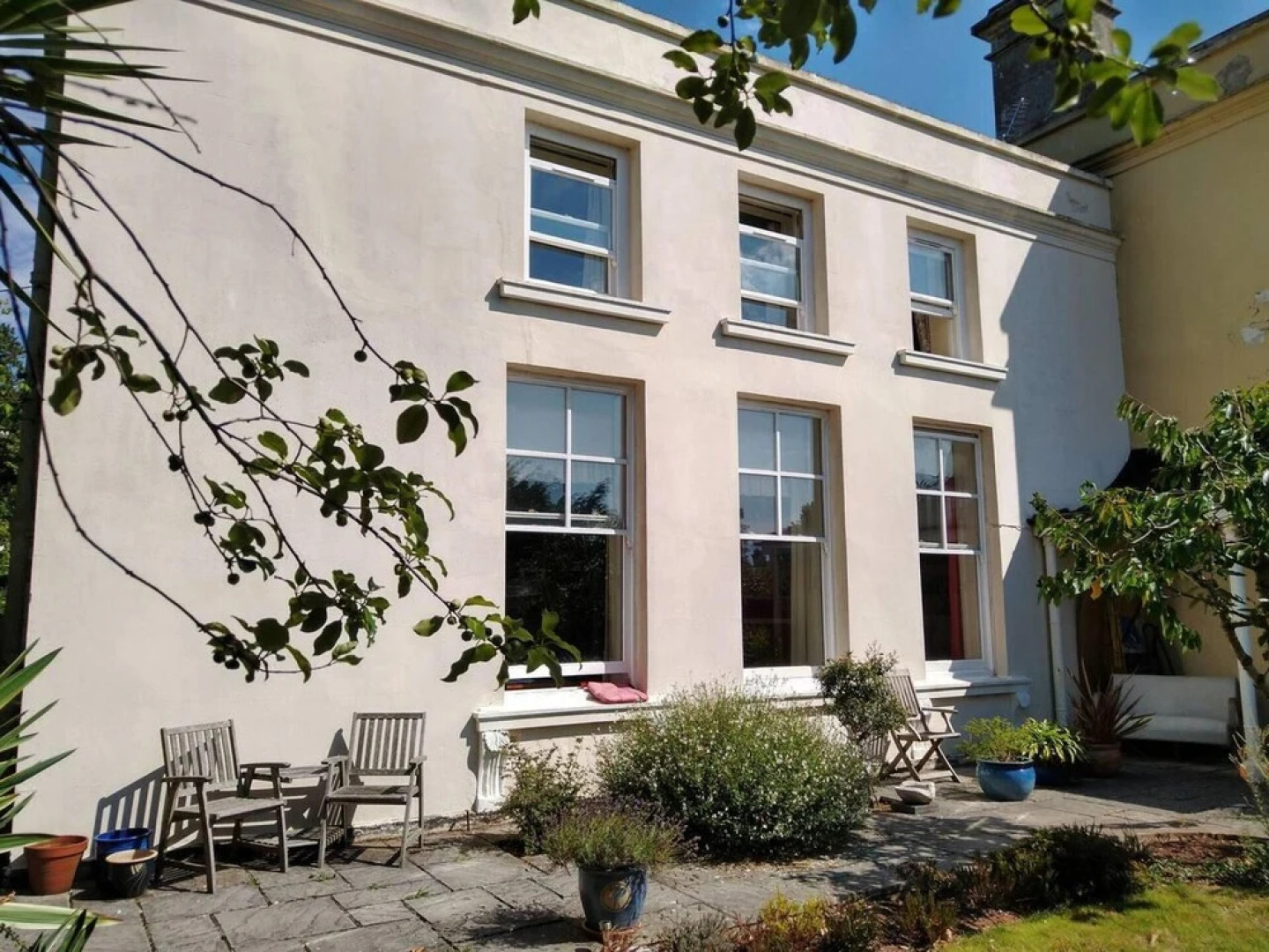 Gorgeous Private Apartment, Mesmerising sea Views