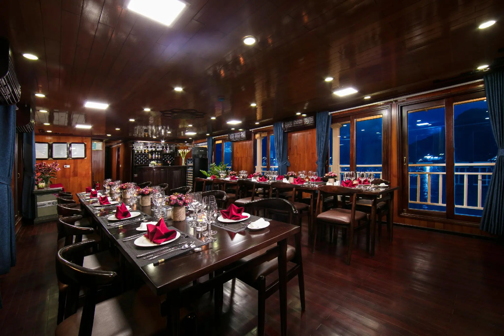 Flamingo Luxury Cruises