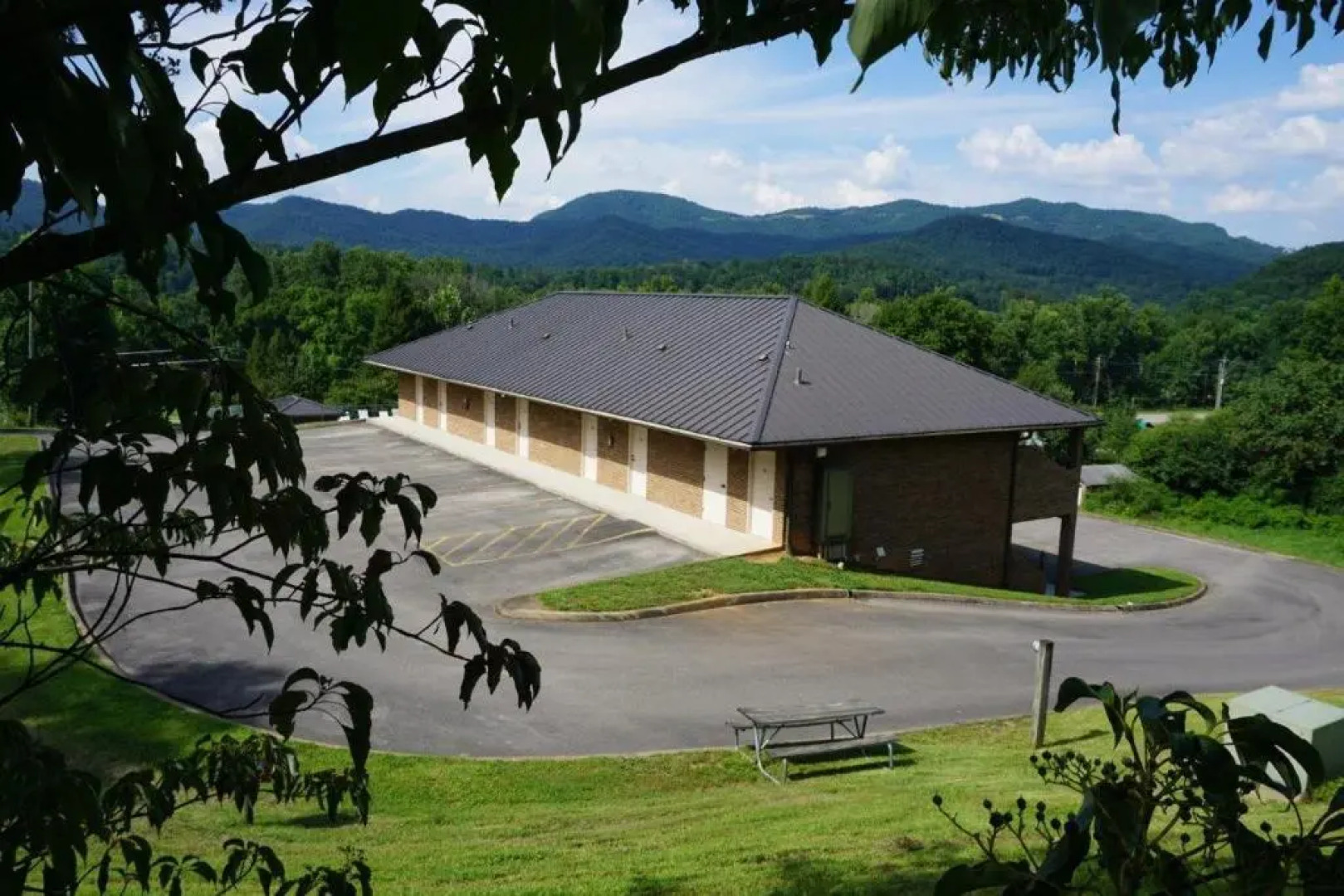 Townsend River Breeze Inn