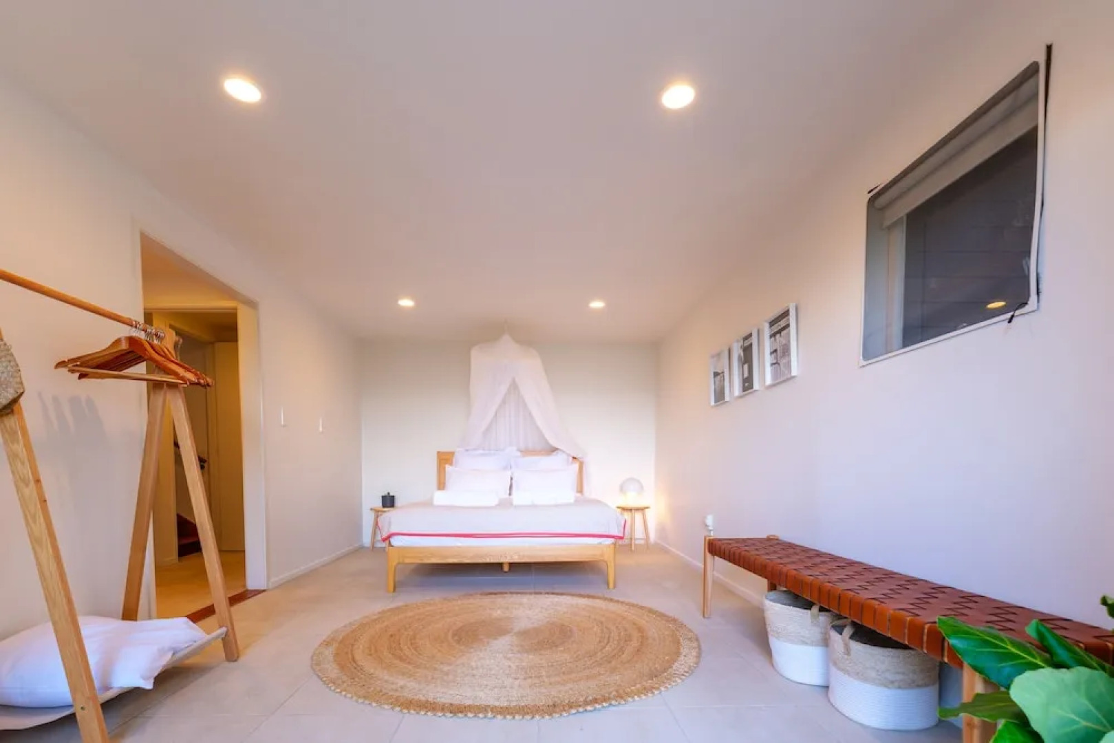 Koi Waiheke with private beach access