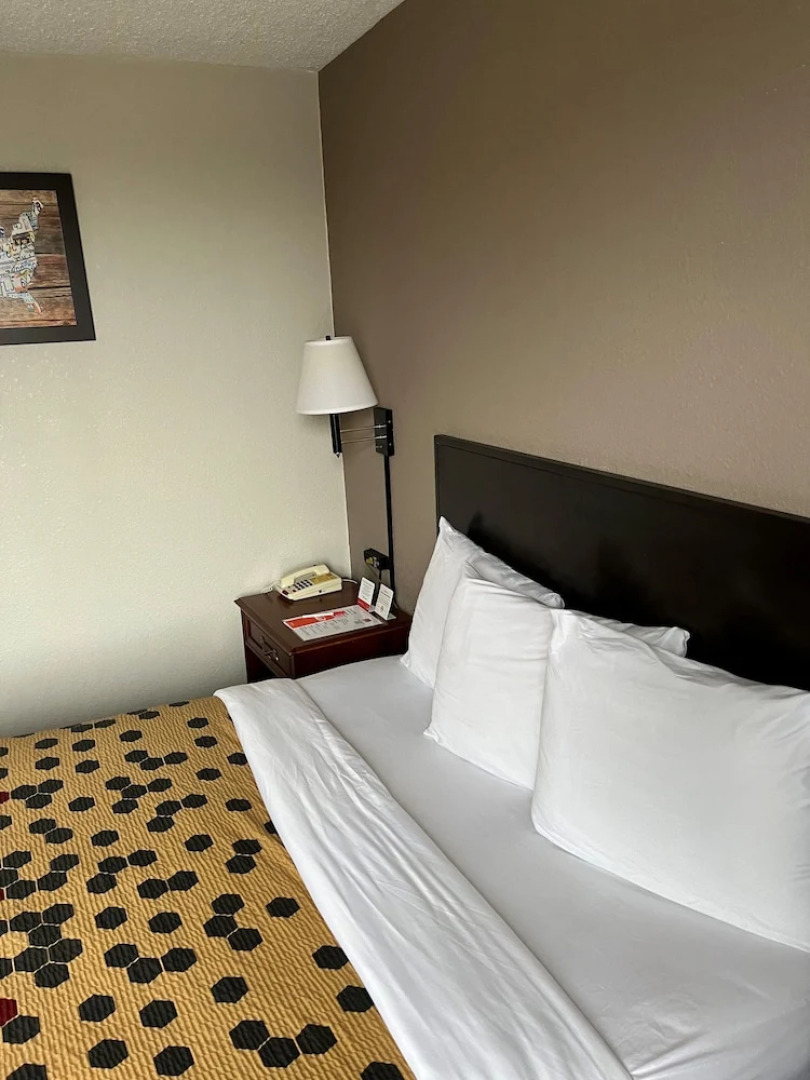 Red Carpet Inn