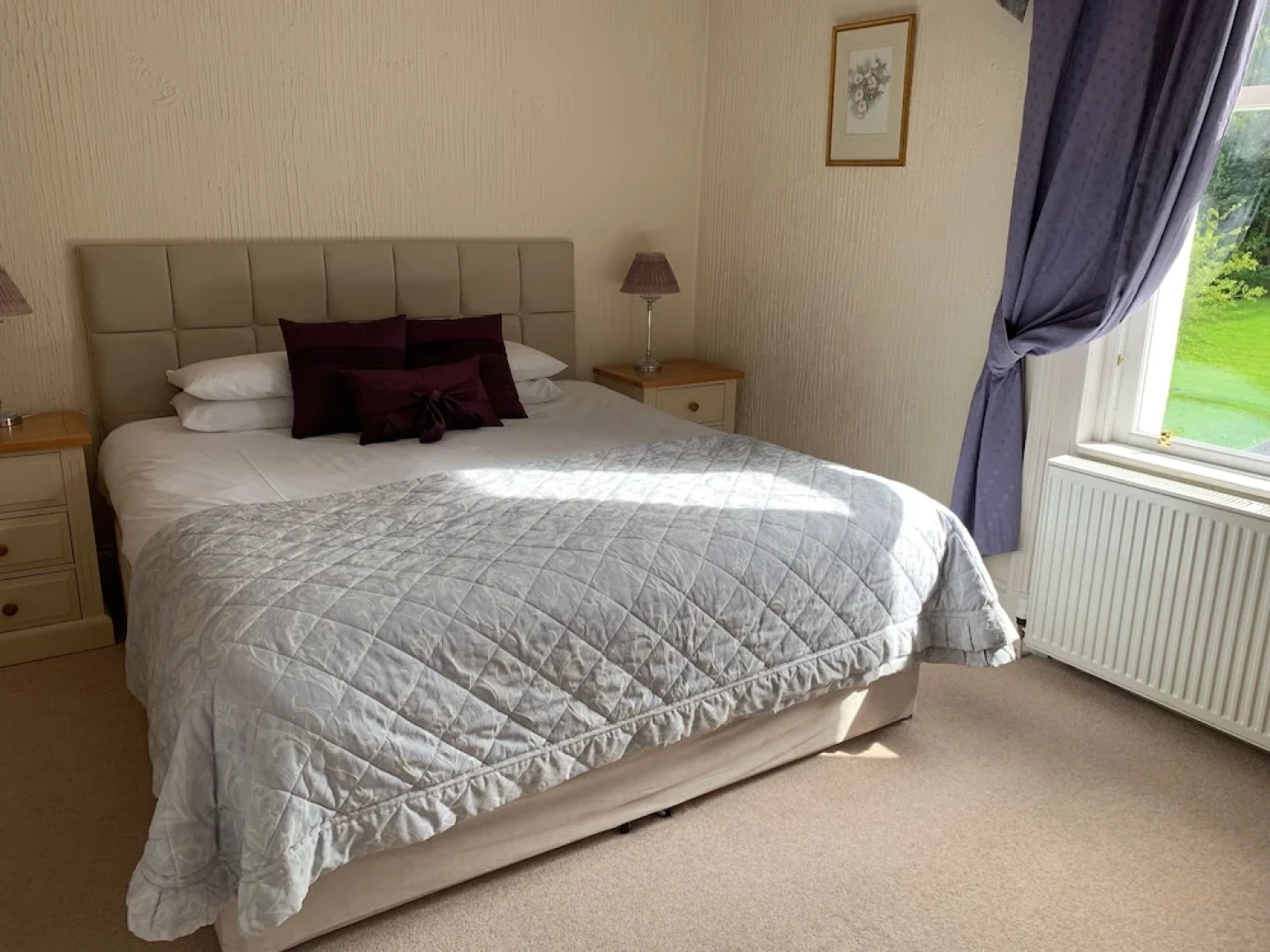 Ashburn House De Luxe B&B