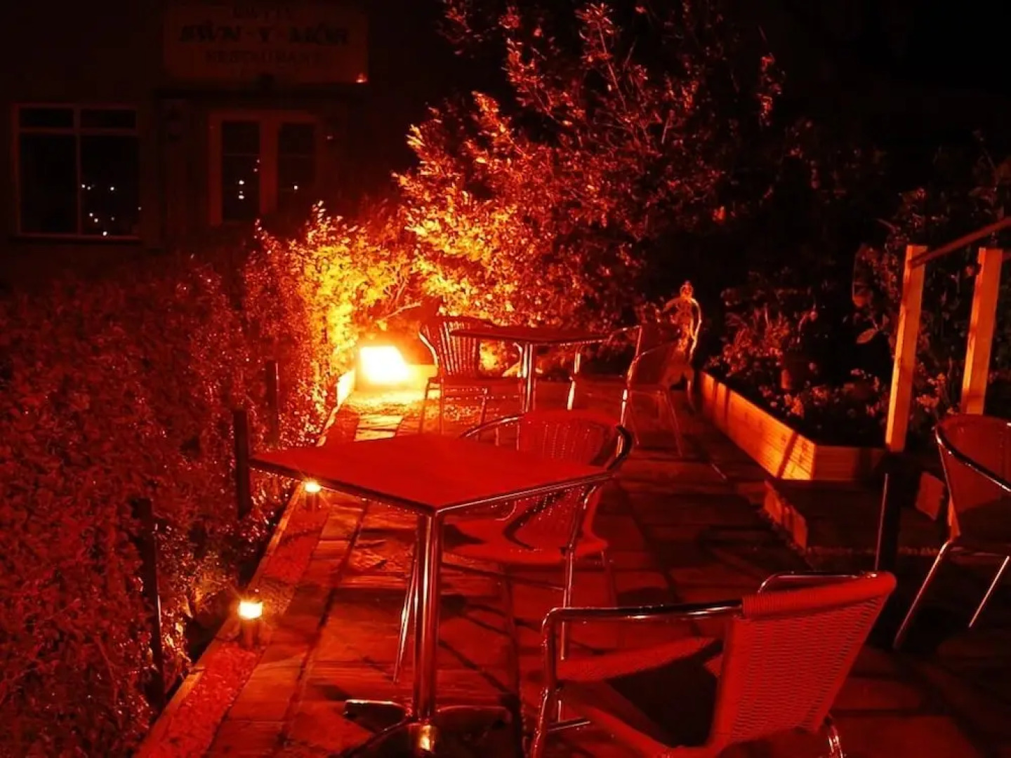 The Moelwyn Hotel & Restaurant