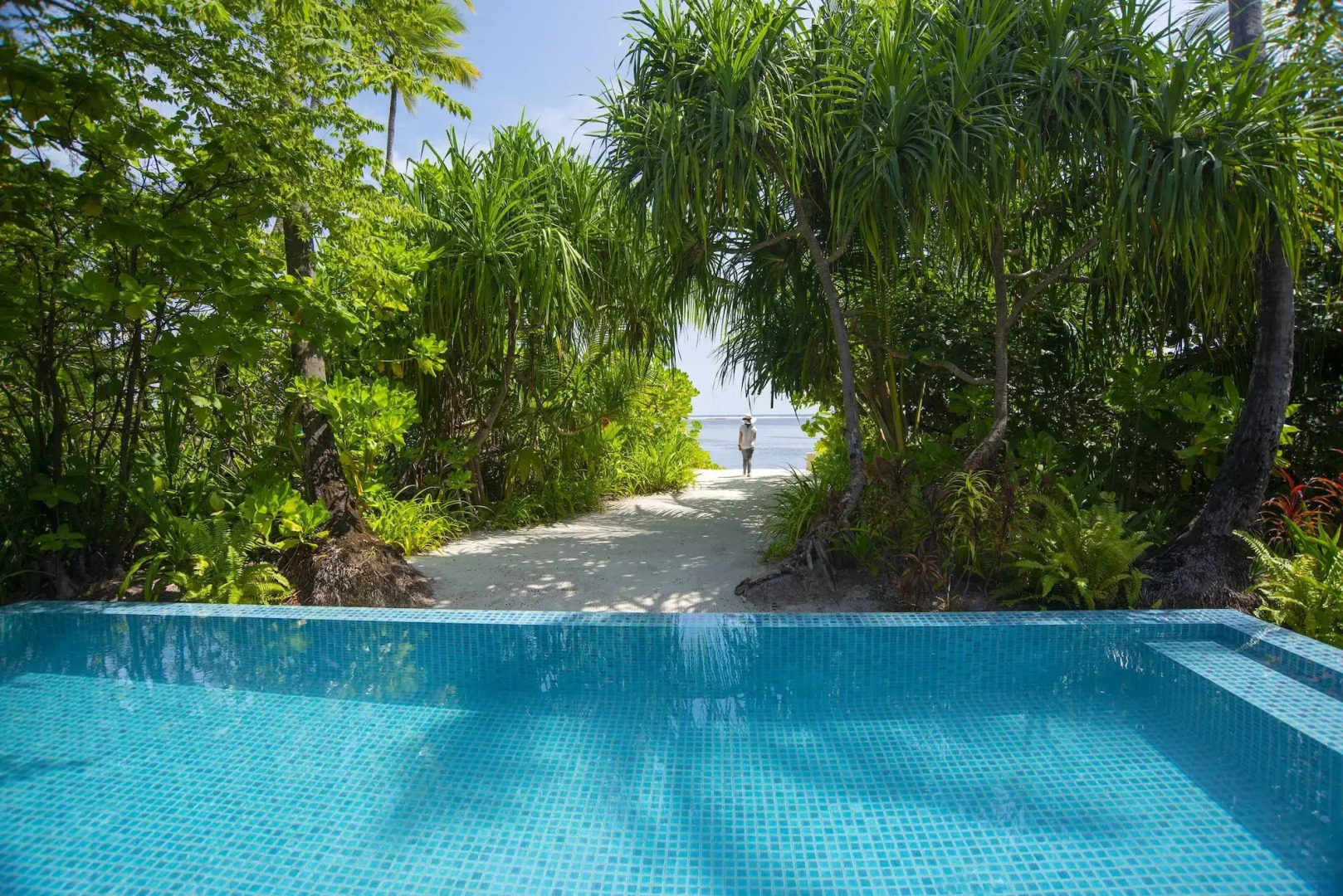 Отель The Residence Maldives at Dhigurah