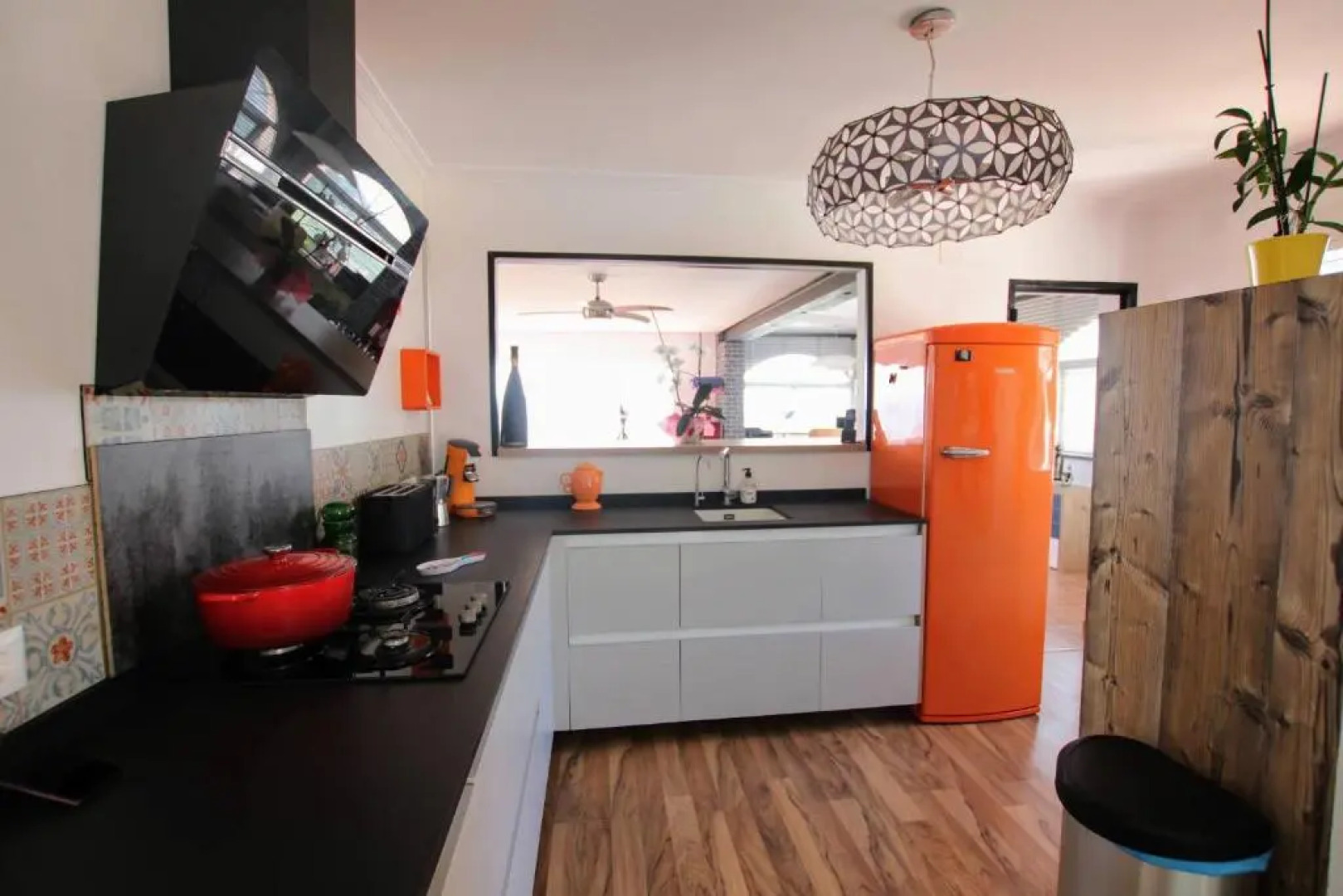 TESS Villa El Mirador