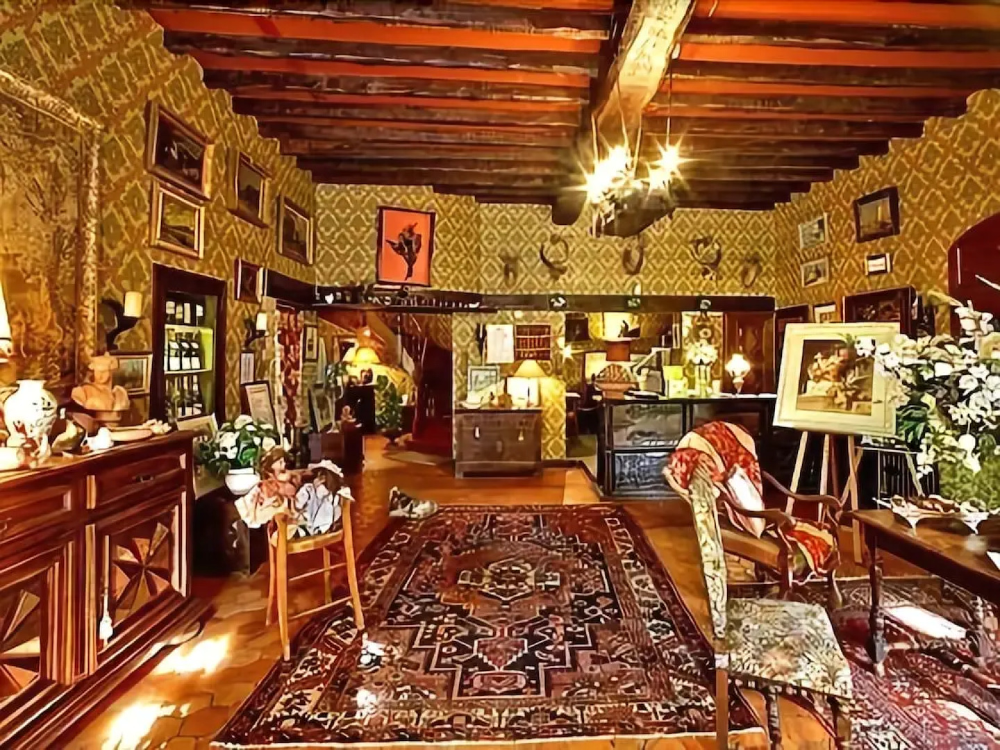 Logis Hostellerie de lAuberge de LÉtang Bleu