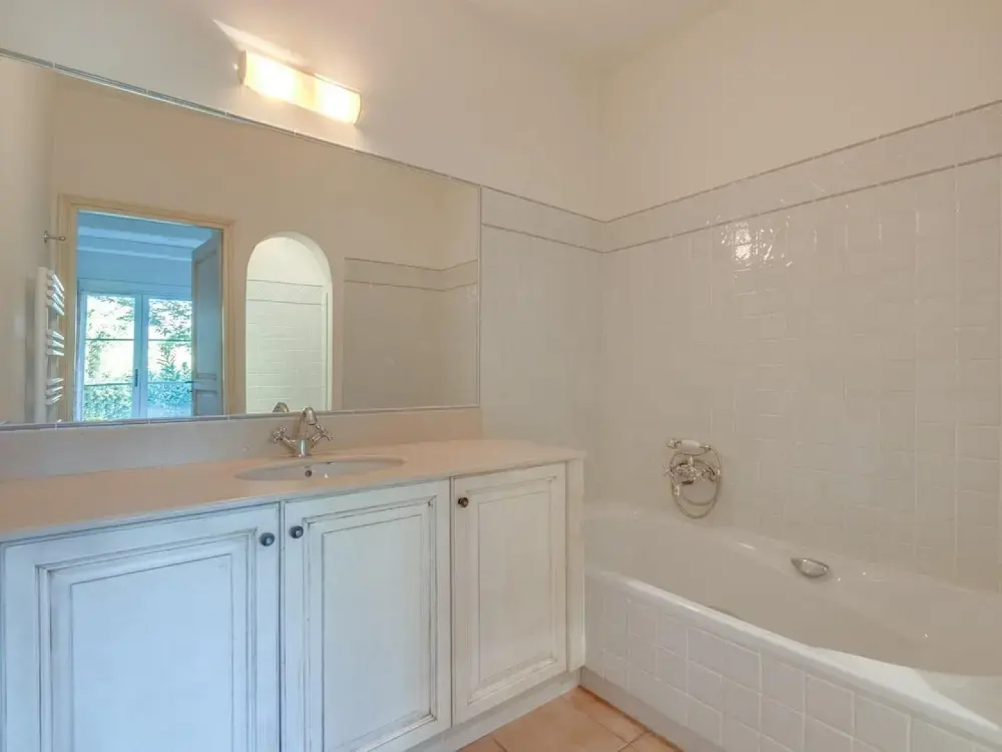 Resort in La Motte Near Golf & Beaches