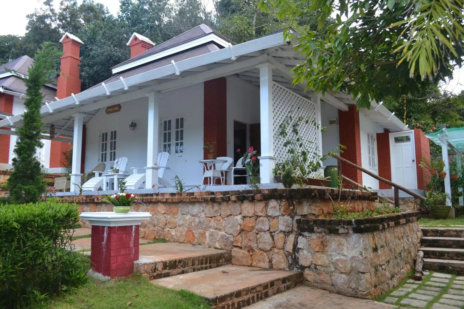 Royal Kalaw Hills Resort