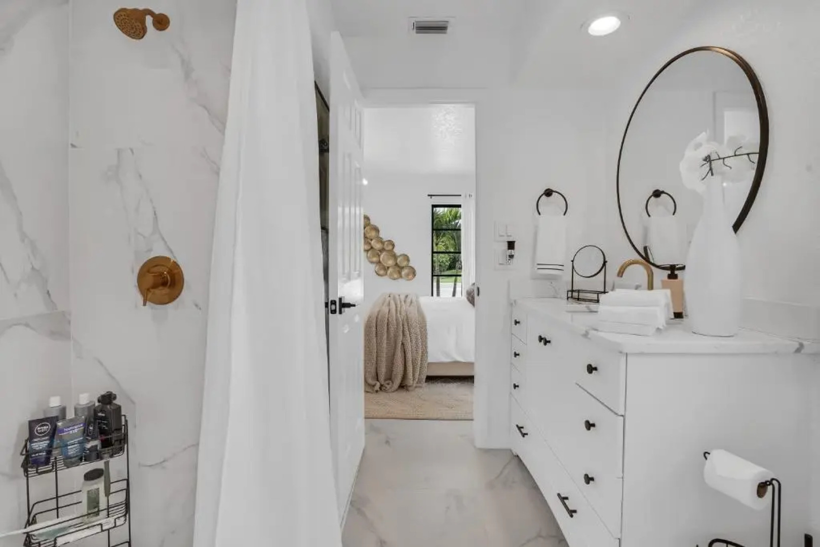 Glamorous 3-Bedroom Villa with Heated Pool Sarasota Area