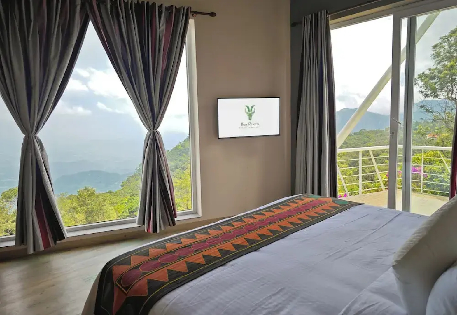 Ibex Resorts Coonoor (Tapas )