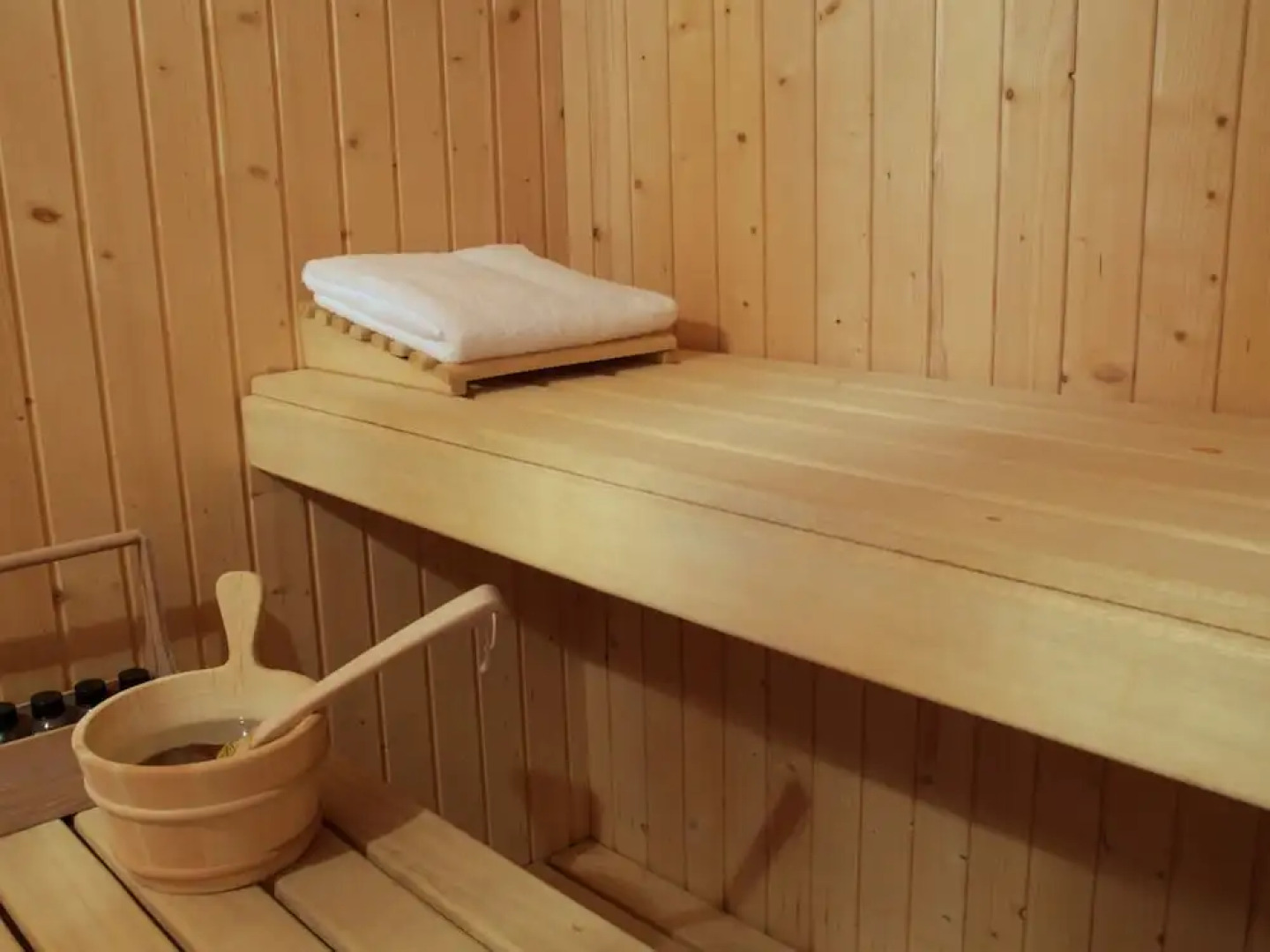 Plush Villa in Casares with Heated Pool, Sauna, Hot Tub