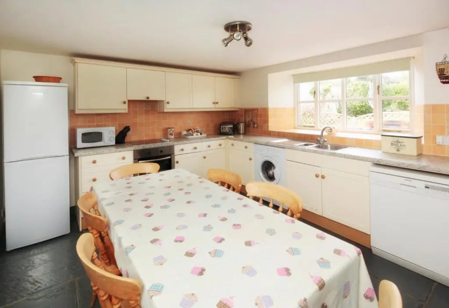 Long Barn Holiday Cottages