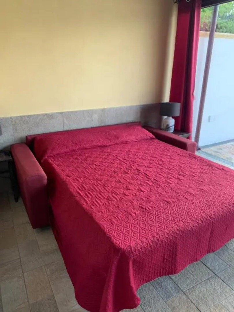 Appartamento in villa con piscina a 700m dal mare