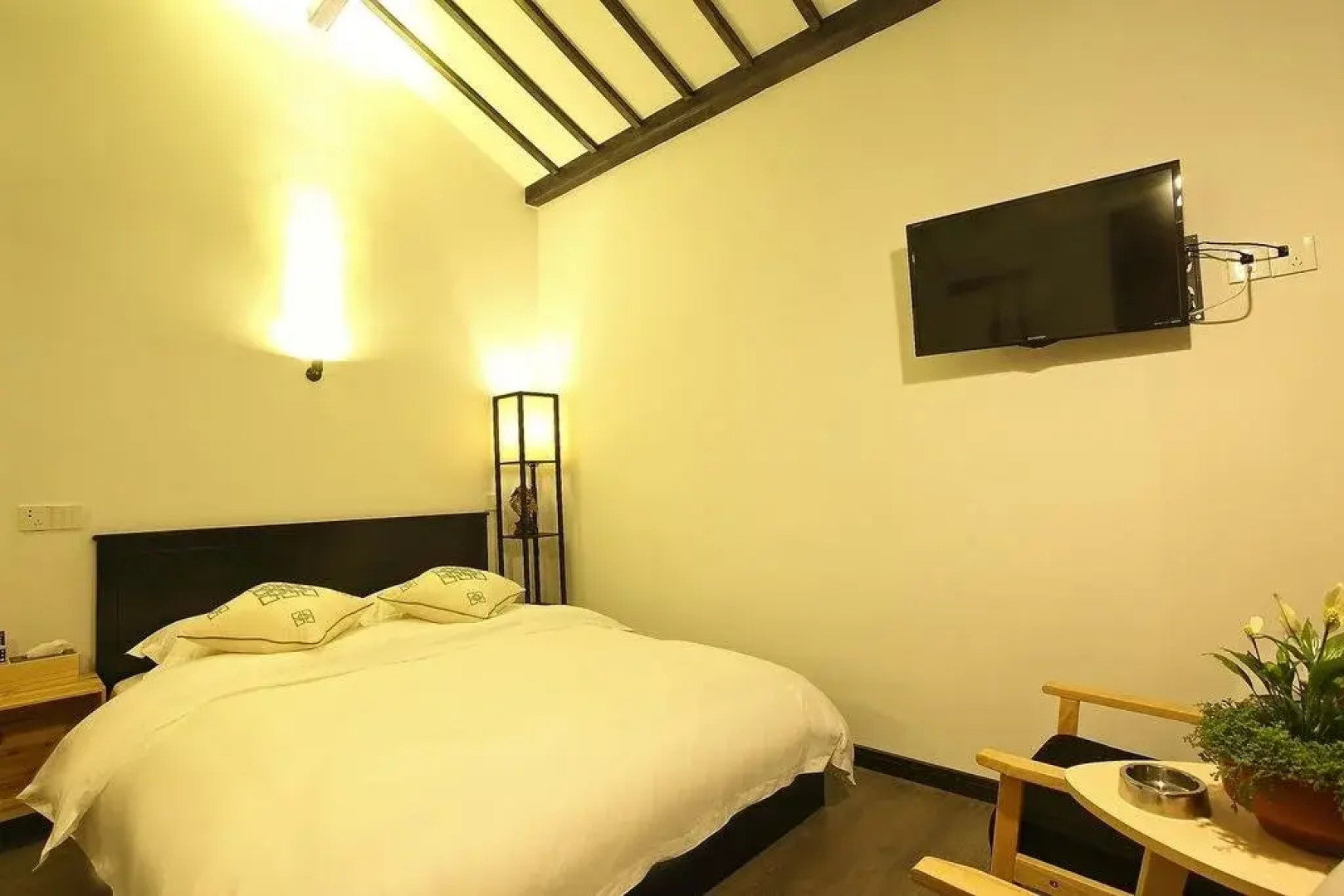 Xitang Hua Tian Hotel