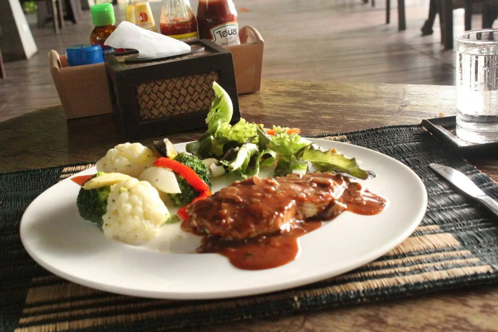 Baan Panwa Resort