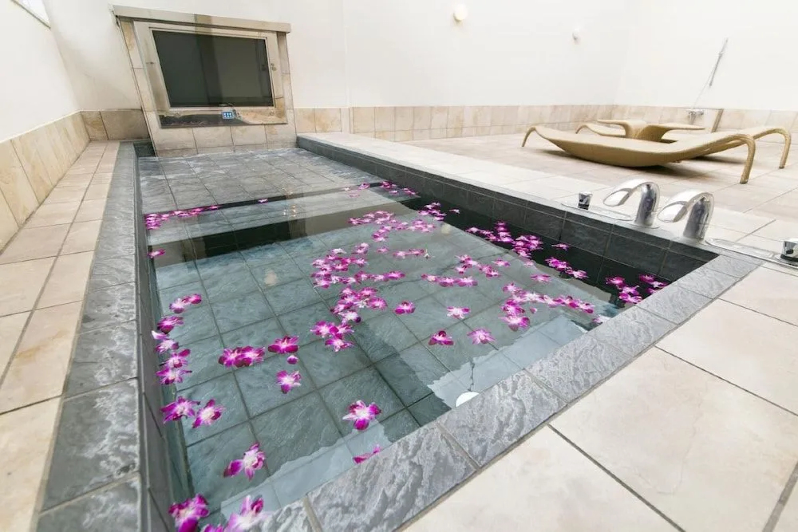 Hotel Lotus Toyonaka (Adult Only)