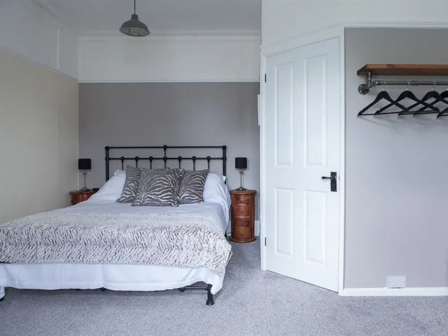 Oaklands Guest House