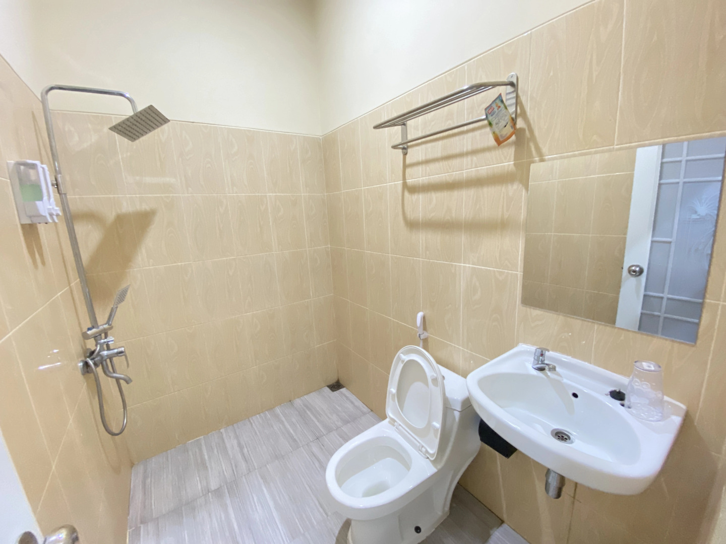 Hotel Tonapa Prince Sorowako Mitra RedDoorz