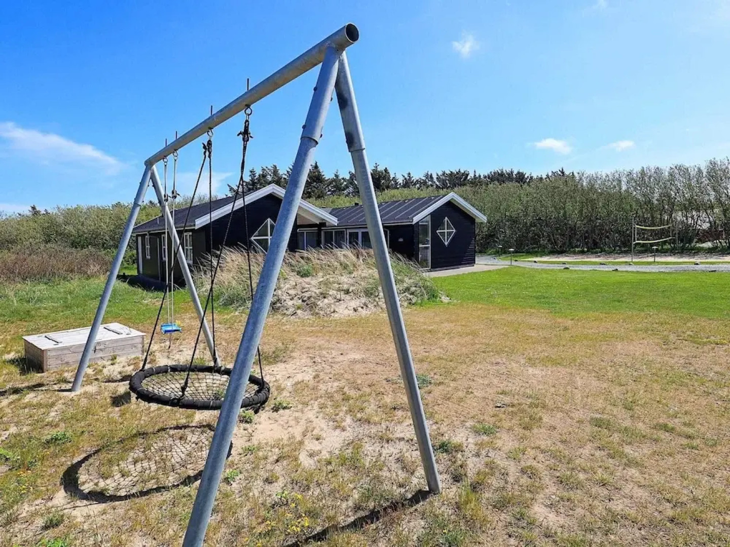 Stunning Holiday Home in Hirtshals with Hot Tub