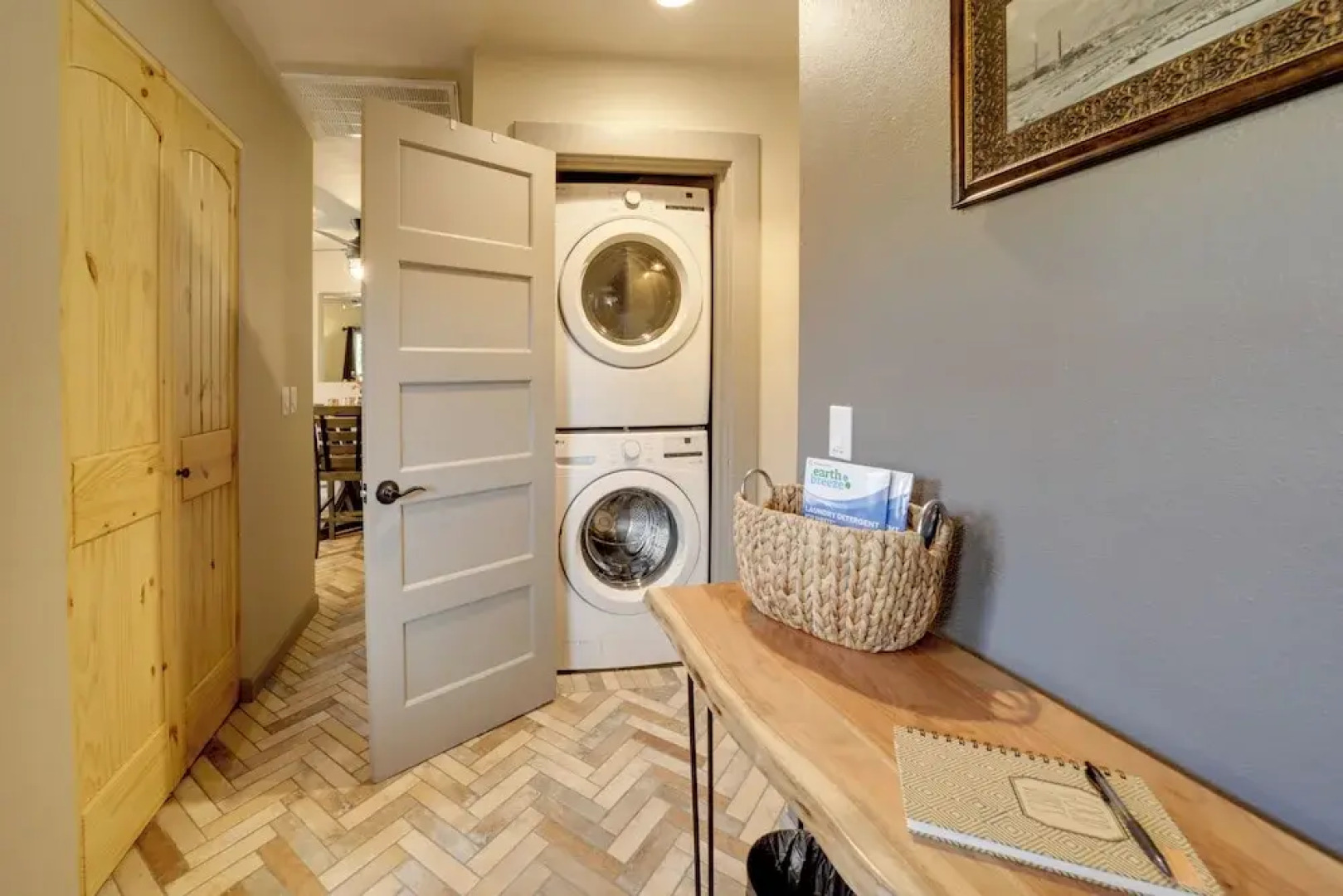 < 1 Mi to Dtwn: Home w/ Deck in Clarkdale!