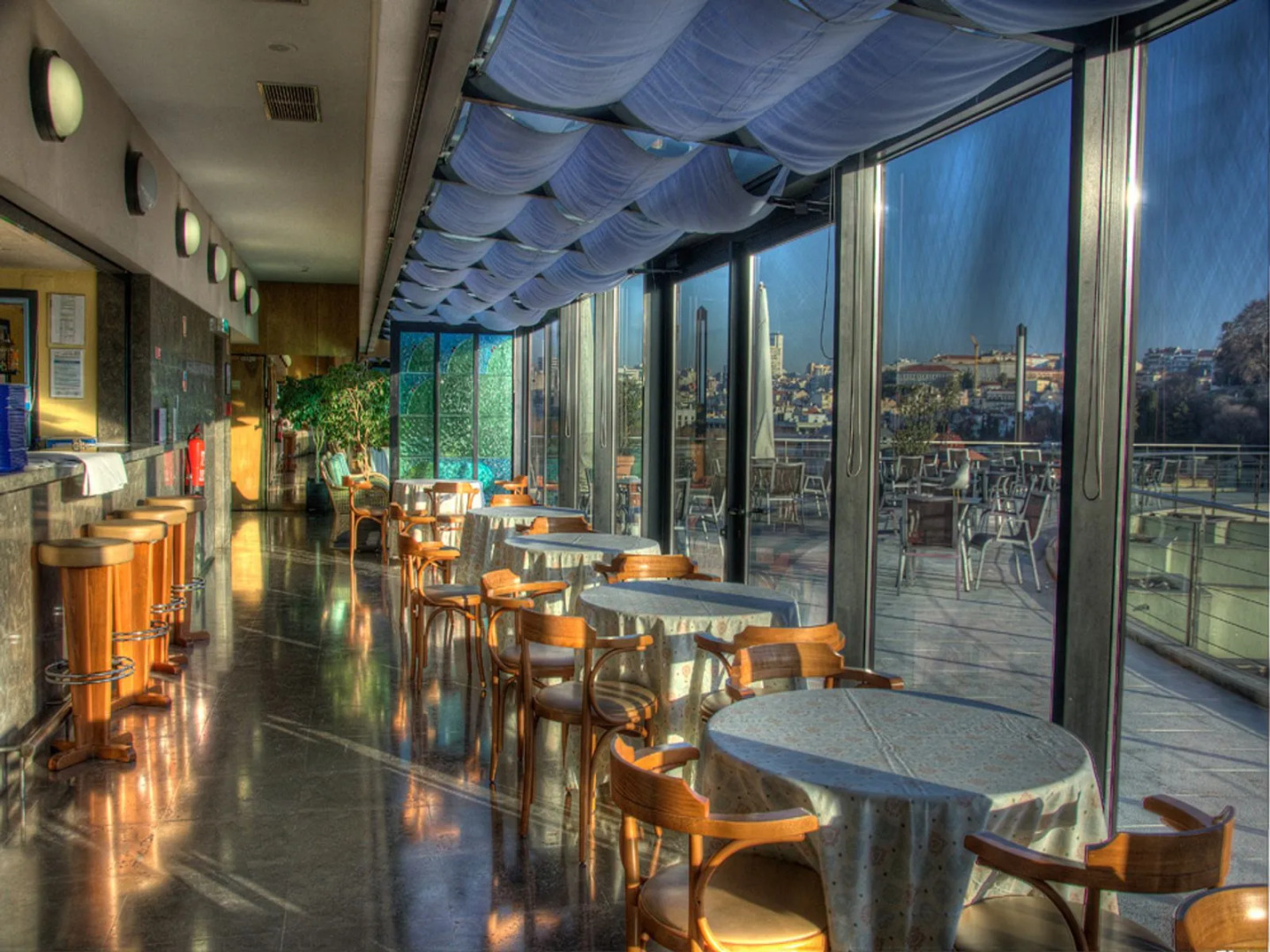 VIP Executive Eden Aparthotel