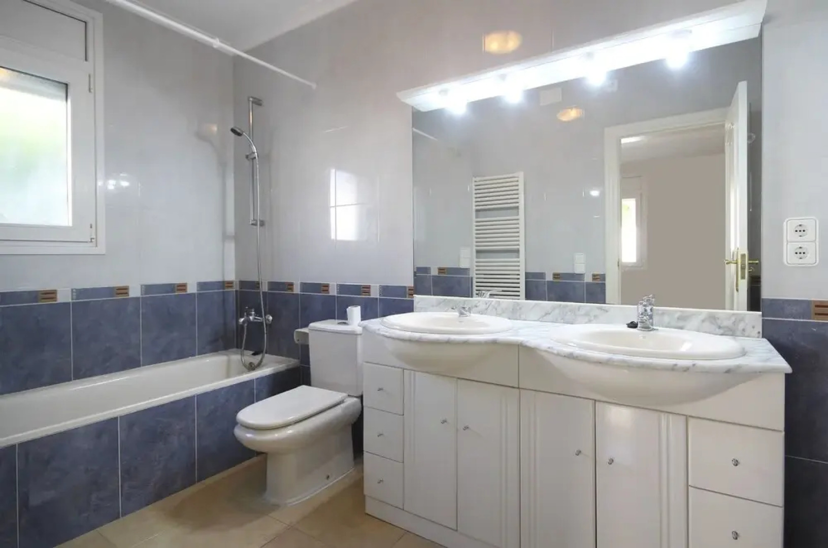 Sunrise Villa Cadiz A