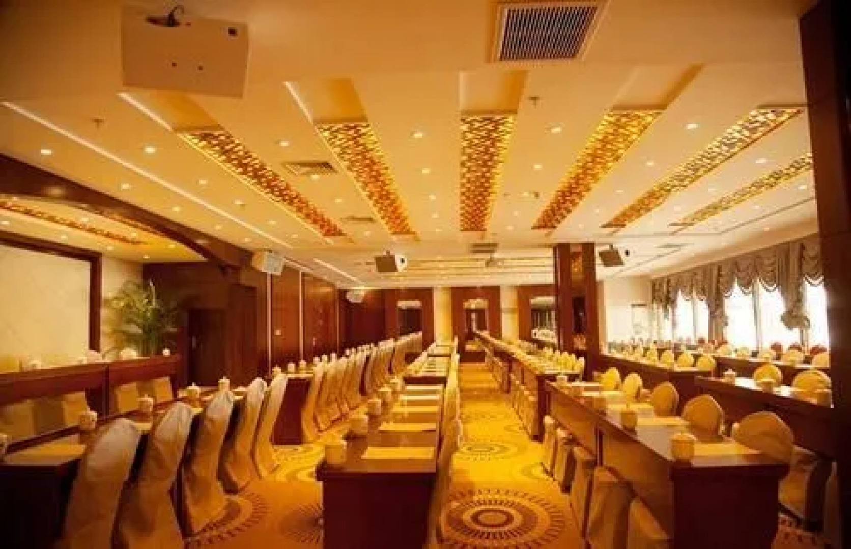 Yinxiang Shanshui Hotel