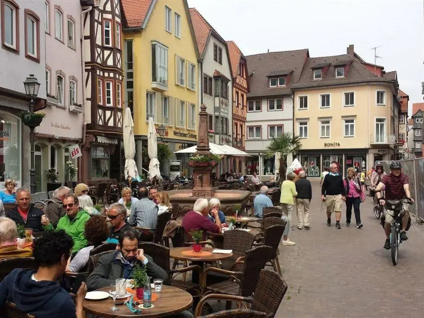 Ela's Appartementhaus