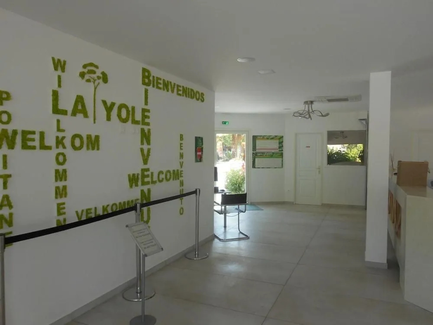 Happy Camp Domaine la Yole Camping Lodge