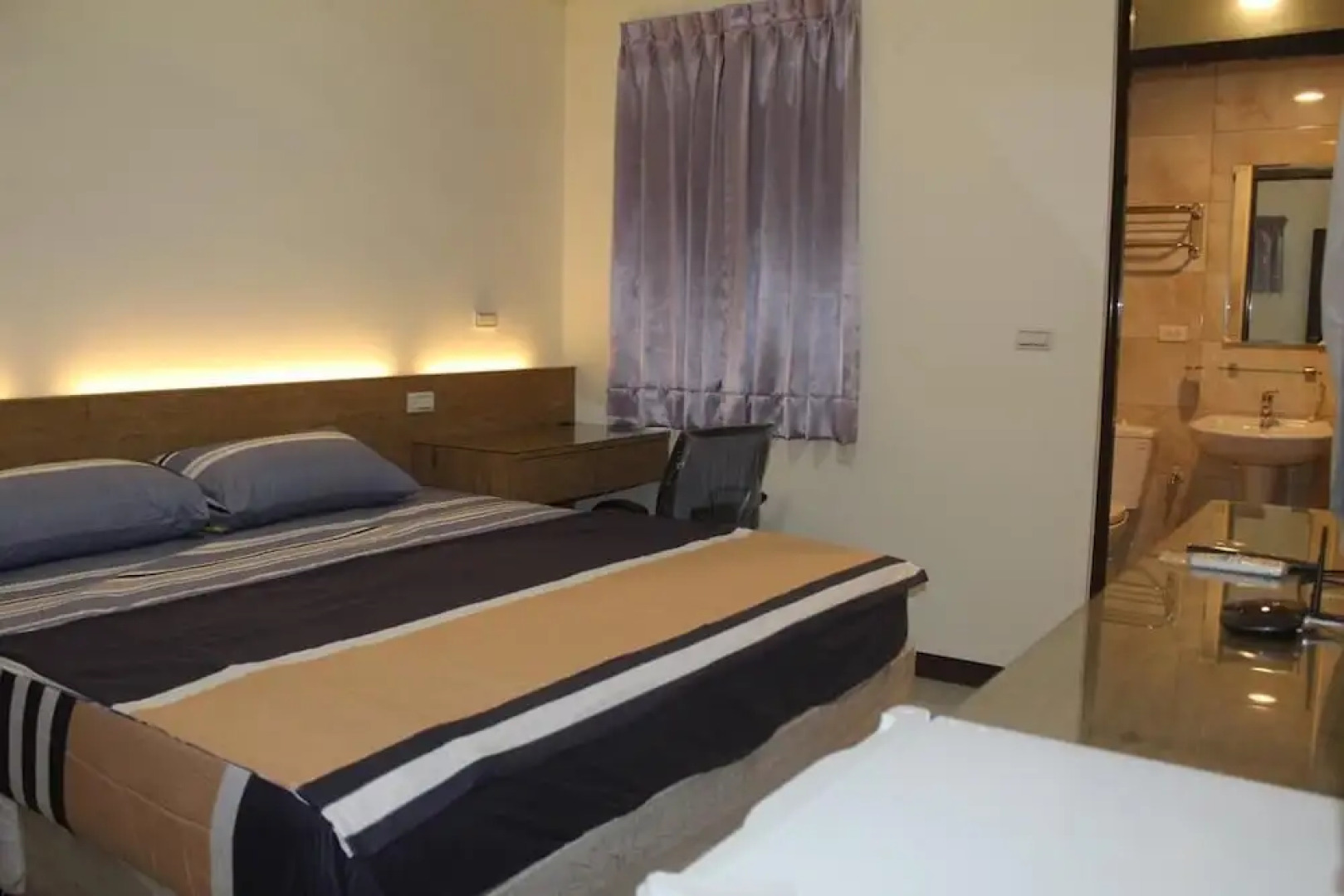 Fei Tsuei Jin Tzuan 2