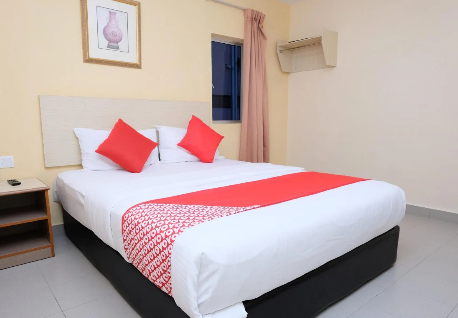 OYO 635 Seven Days Hotel
