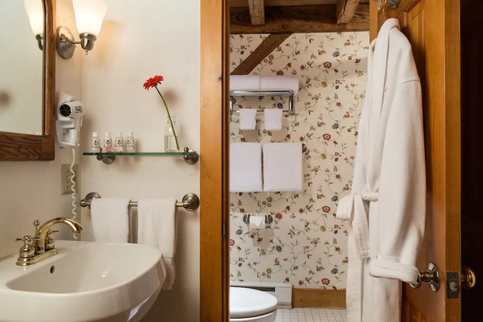 Seven Sea Street Inn