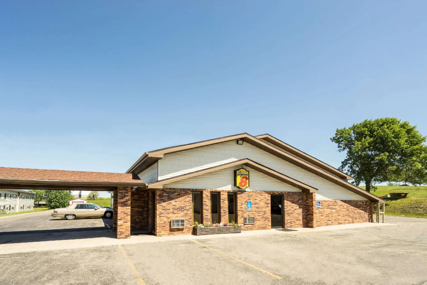 Super 8 By Wyndham Fergus Falls