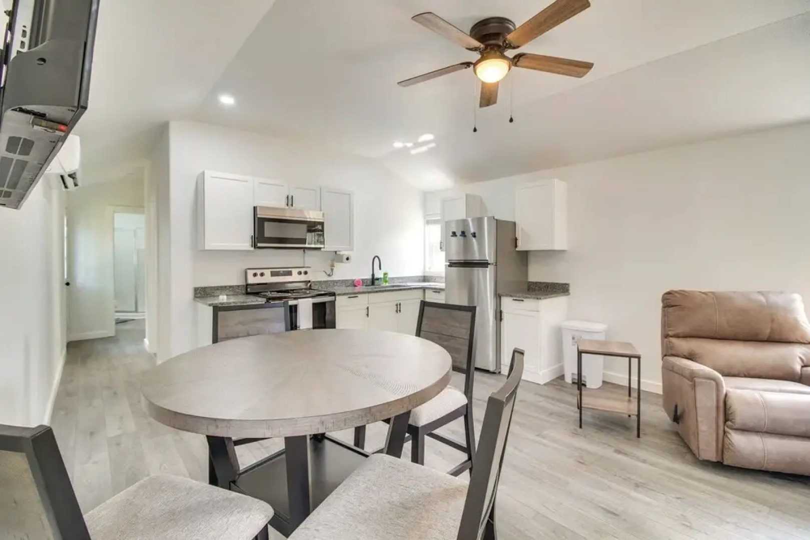 Walk to Lake: Cozy Grove Cabin w/ Fire Pit