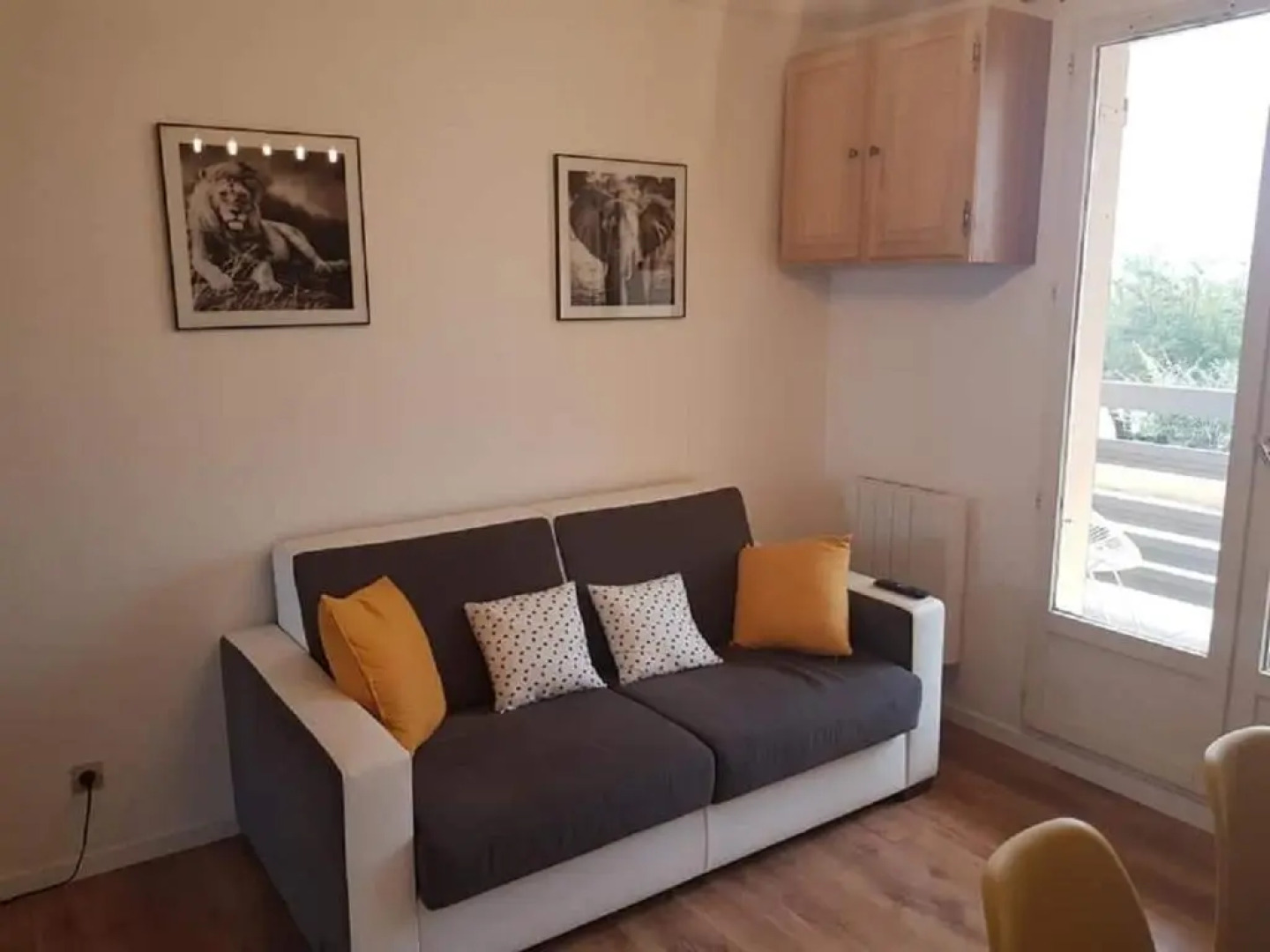 Studio cabine avec place de parking privée