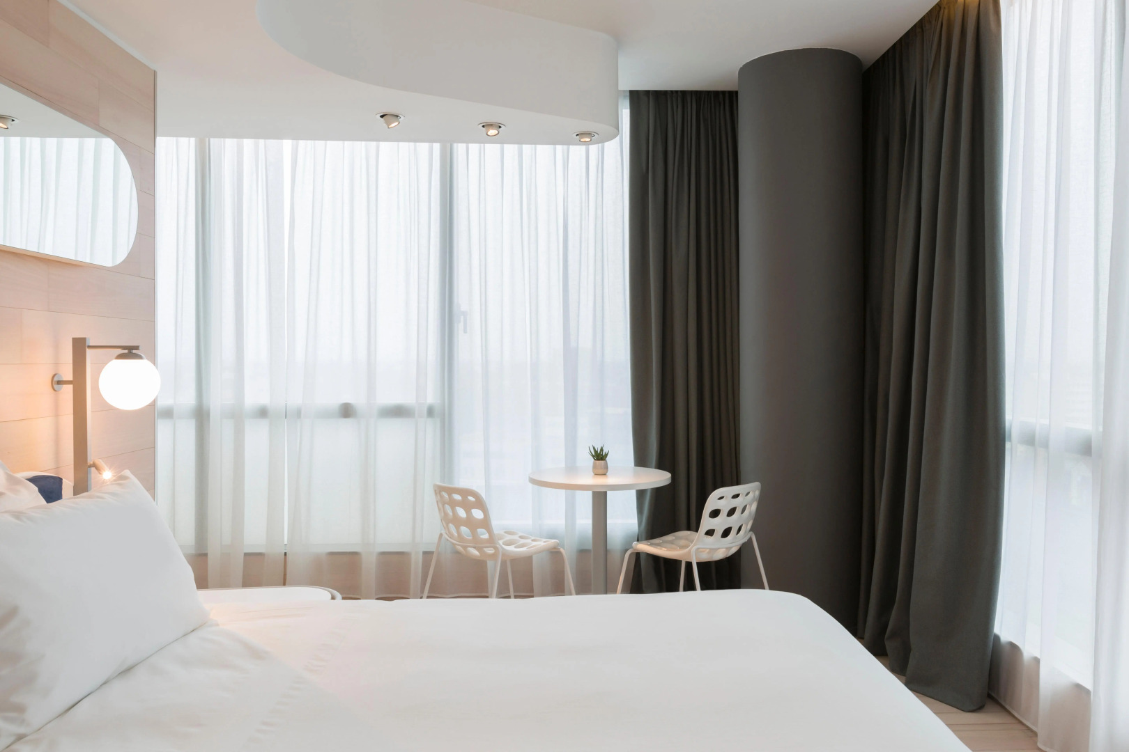 Отель voco Milan - Fiere by IHG