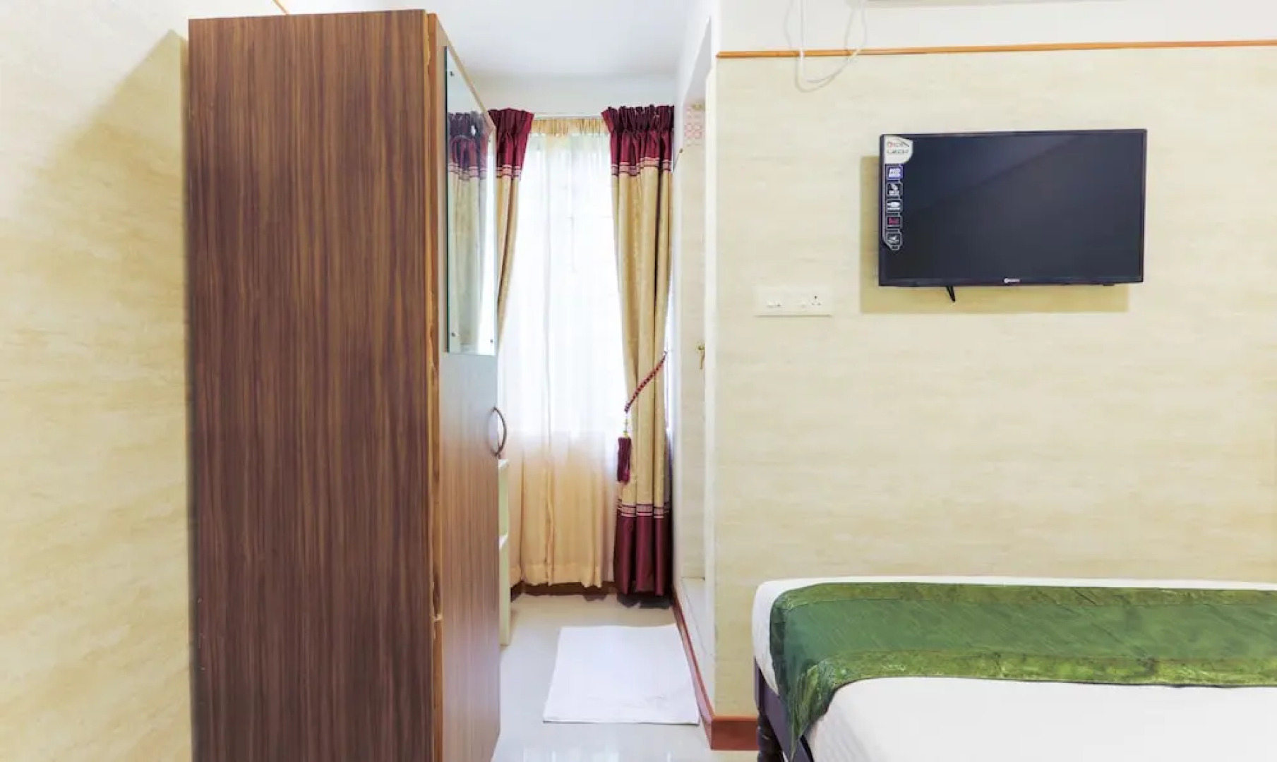 Treebo Trend Heaven Gardens