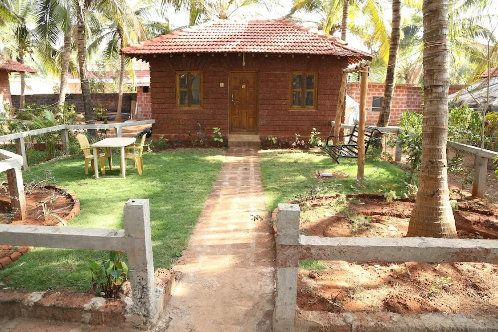 Darya sarang resort & Beer shopee