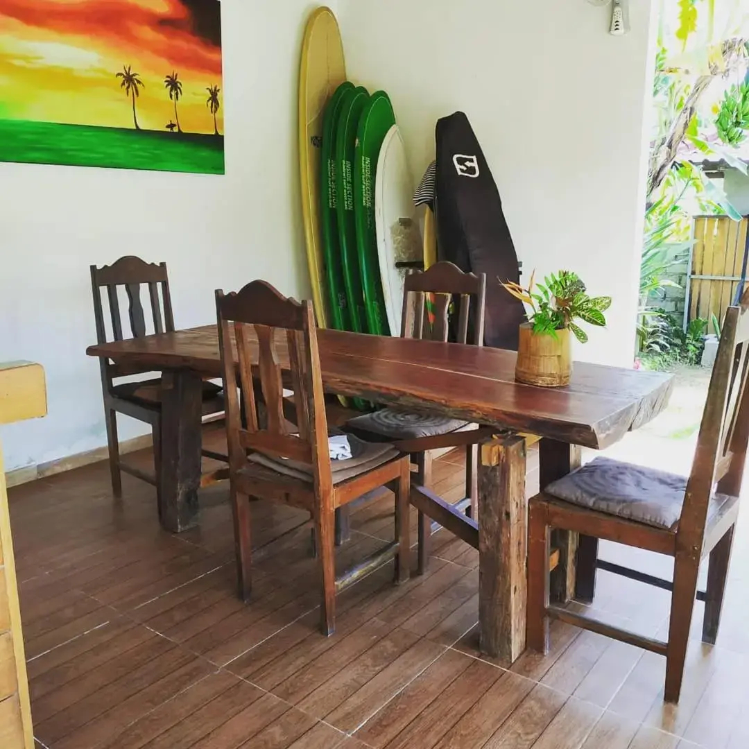 Surf Retreat Villa Sari