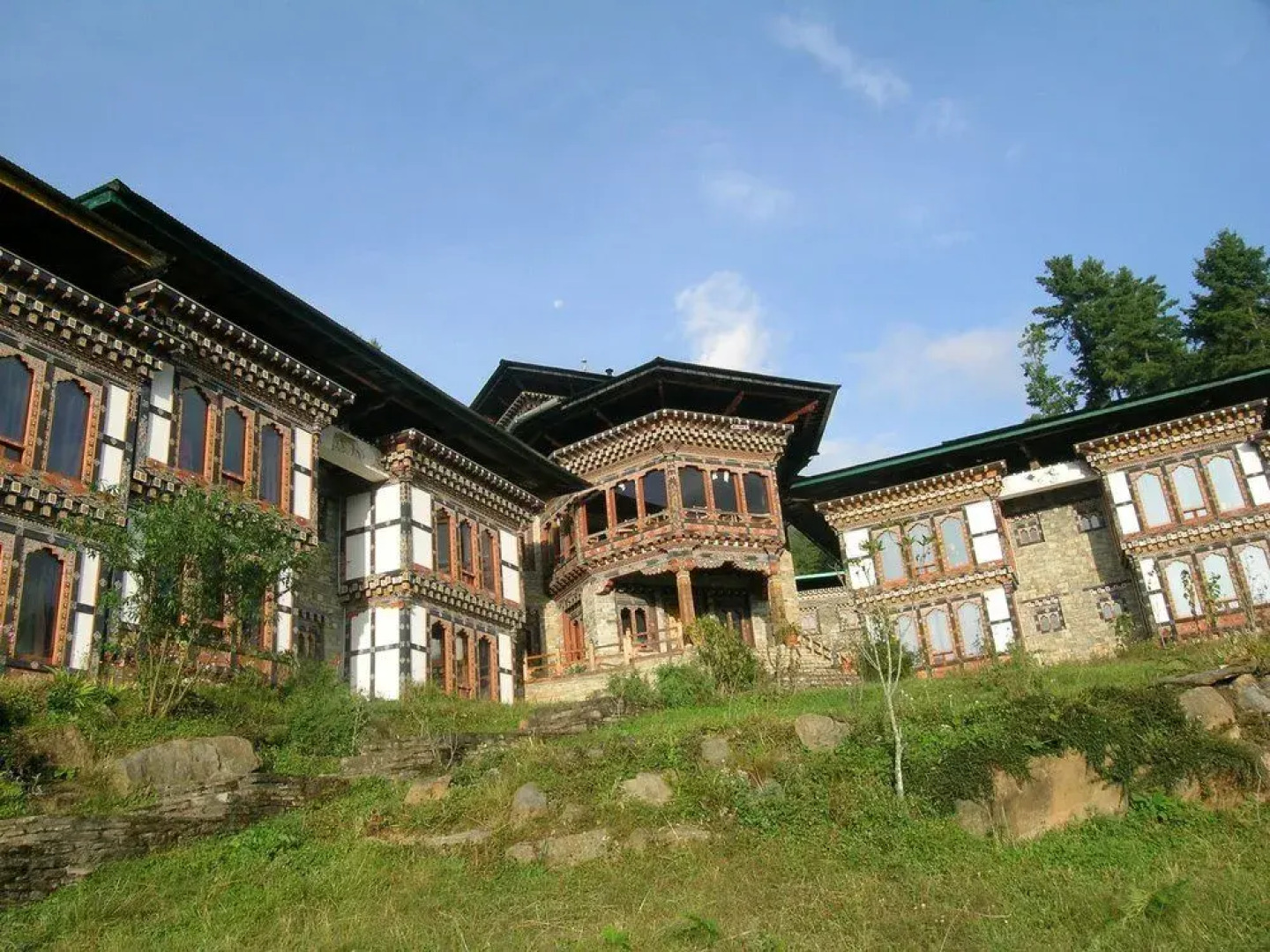 Dewachen Hotel & Spa