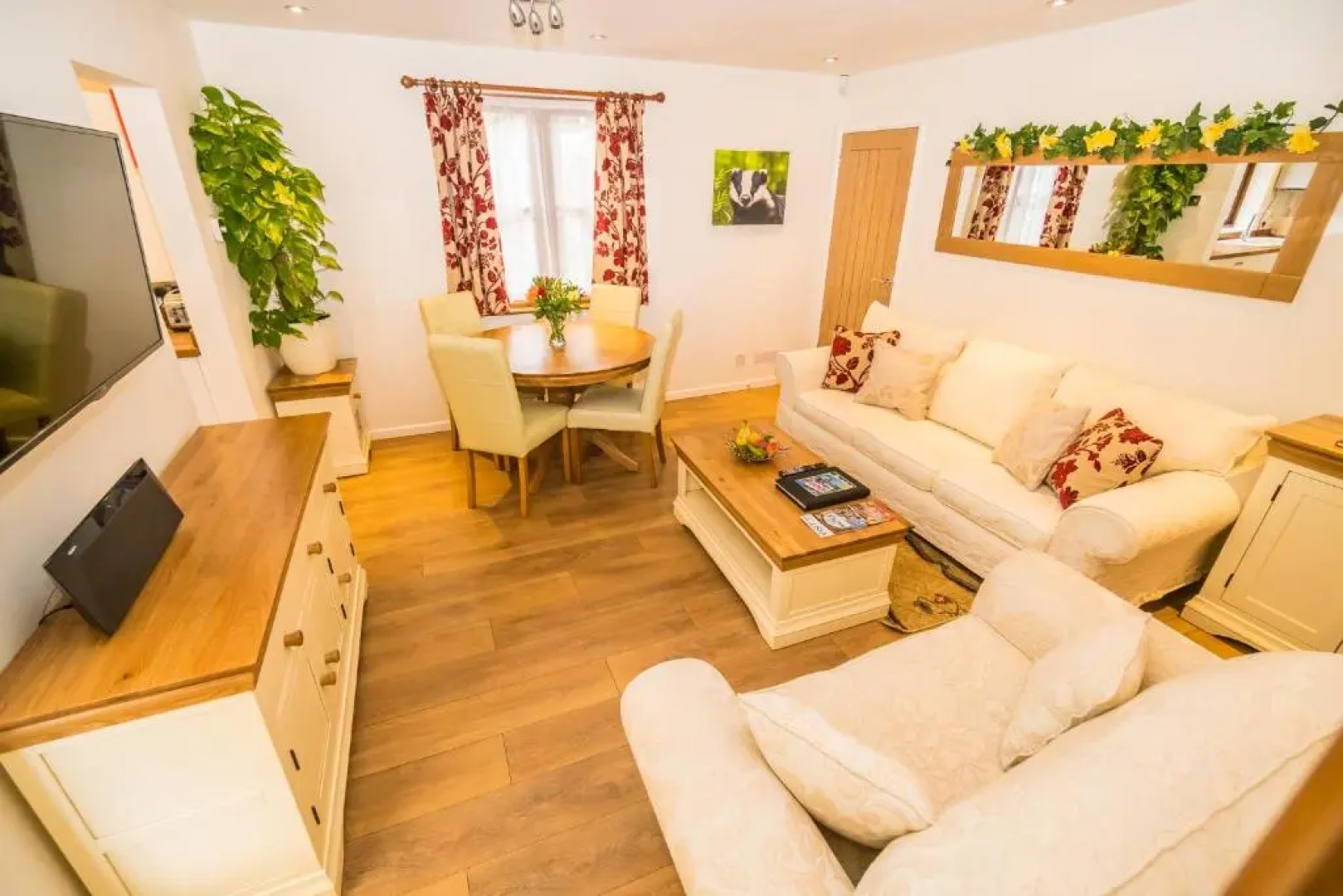 Badgers Den - Covehurst Bay Holiday Cottage