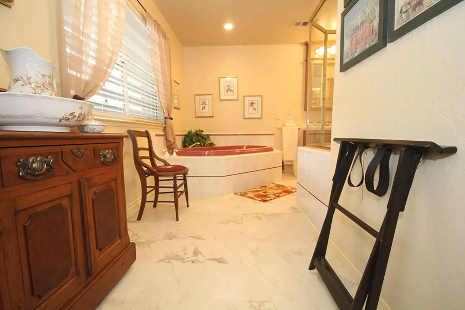 The Eden House Vineyard & Inn