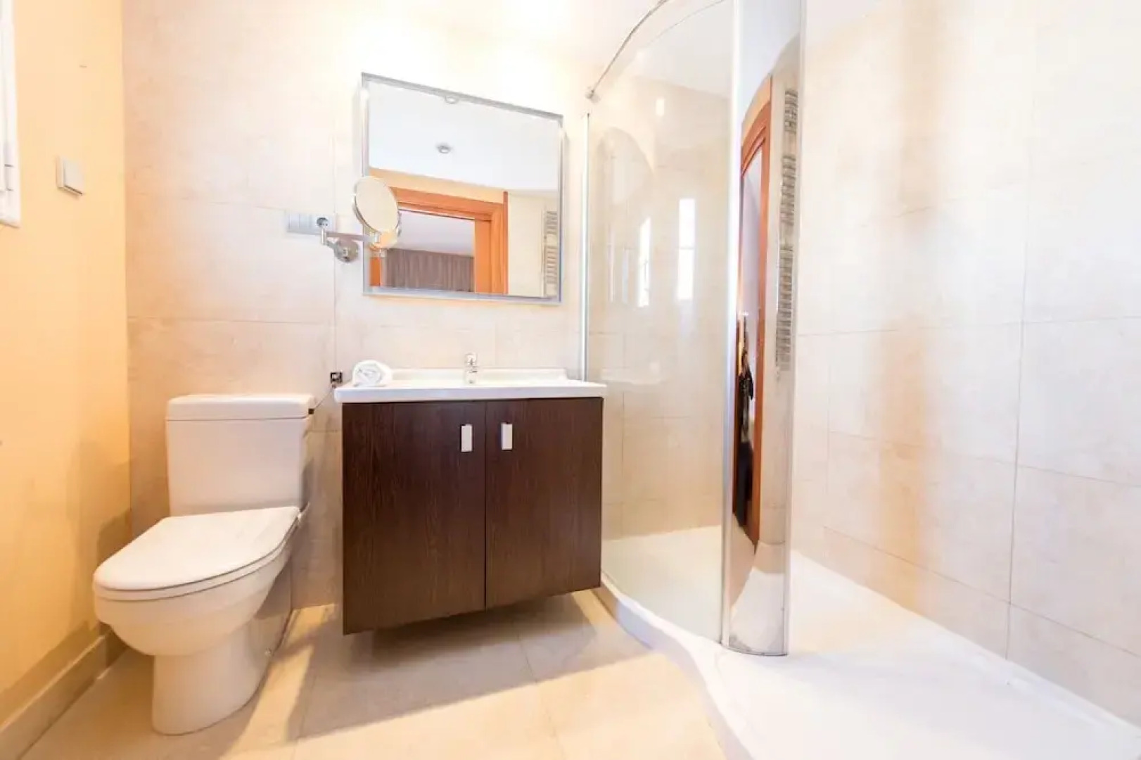 HomeHolidaysRentals Royal