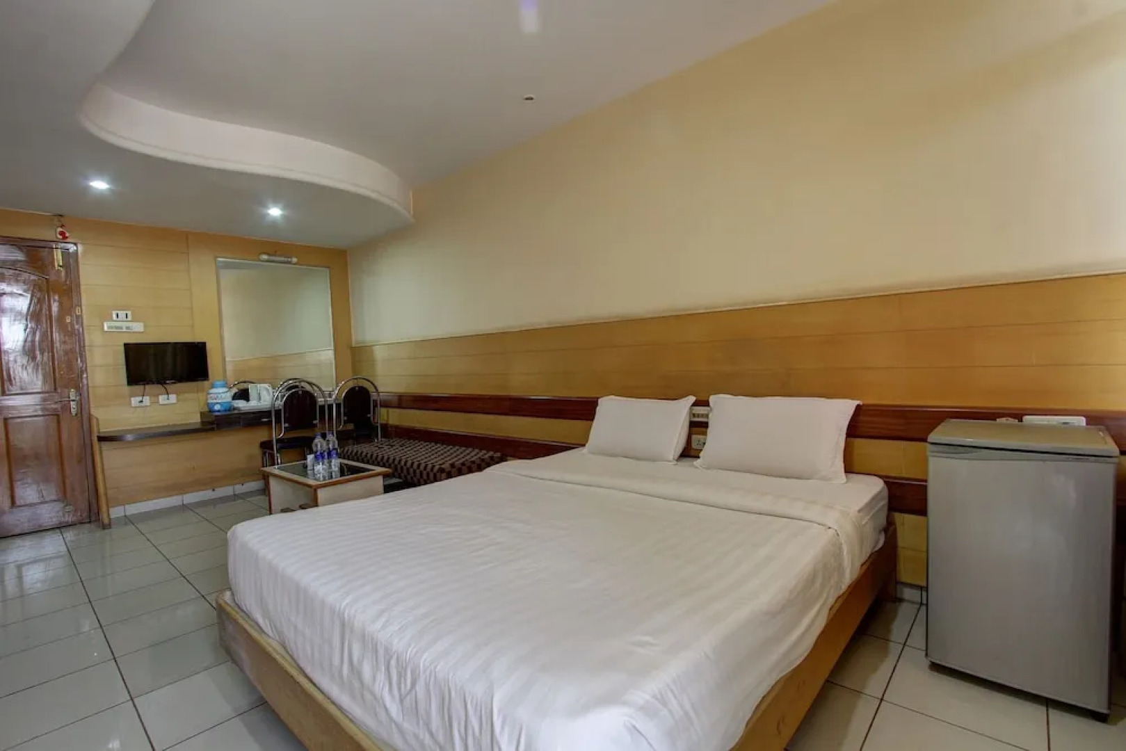 SPOT ON 40409 Hotel Rajsangam International